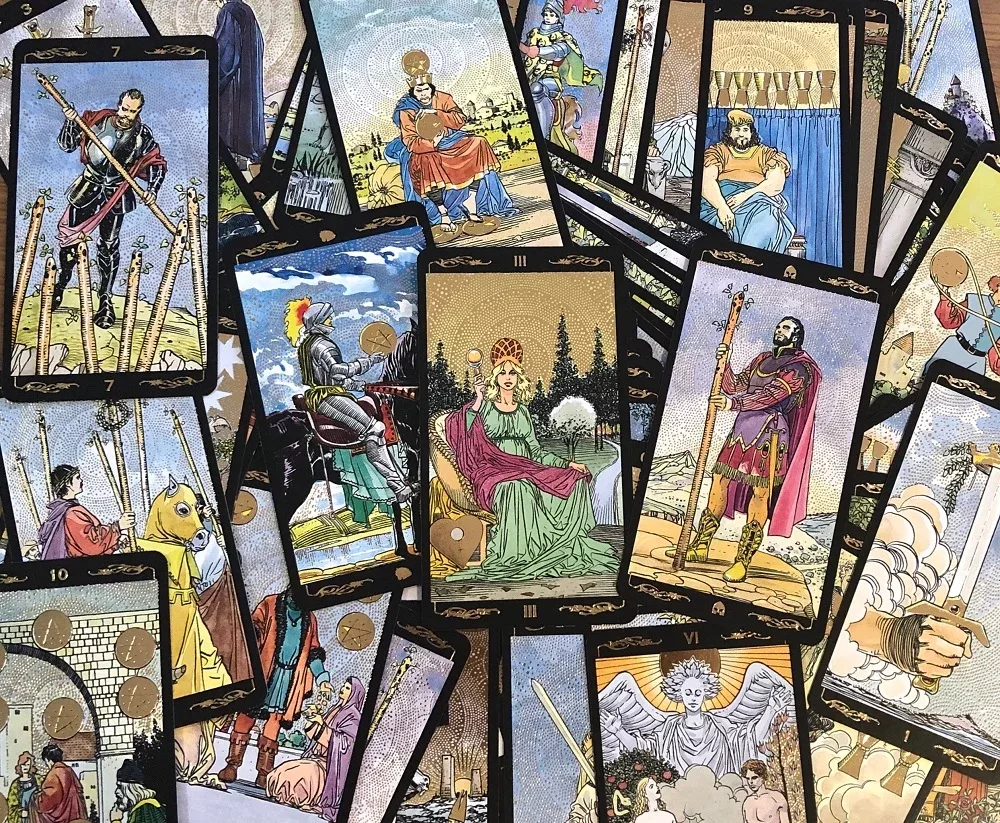 Golden Universal Tarot